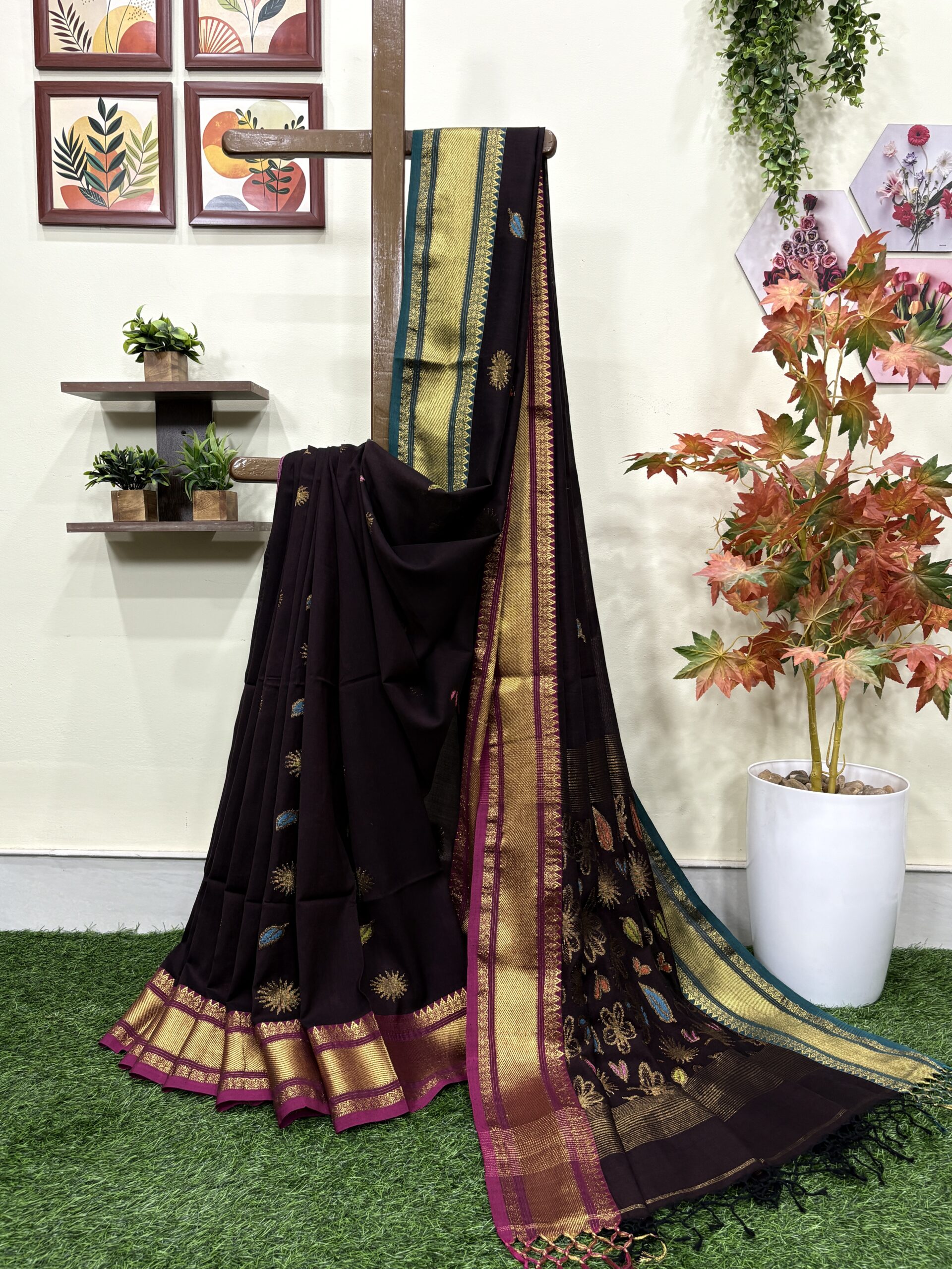 Chocolate Handloom Premium Soft Cotton Silk Party Wear Jamdani Saree with Blouse Piece (Copy)