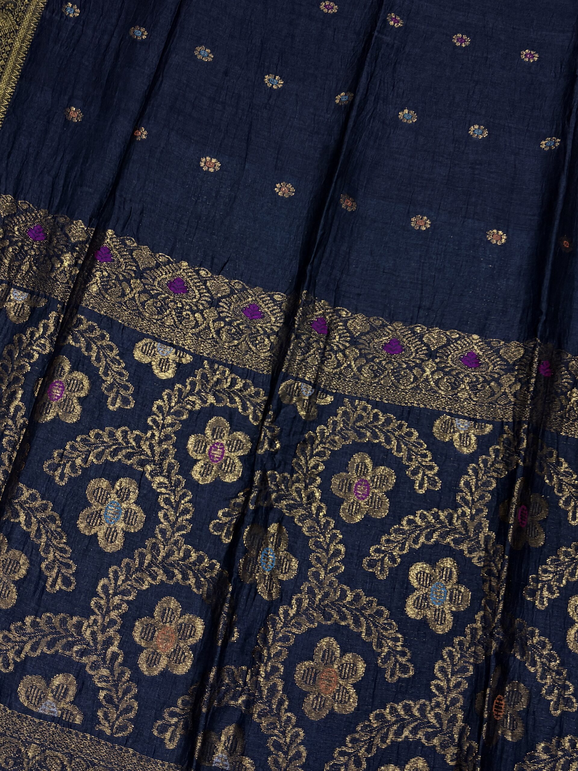 Black Floral Mina Buta Organic Linen Jamdani Saree - Image 5