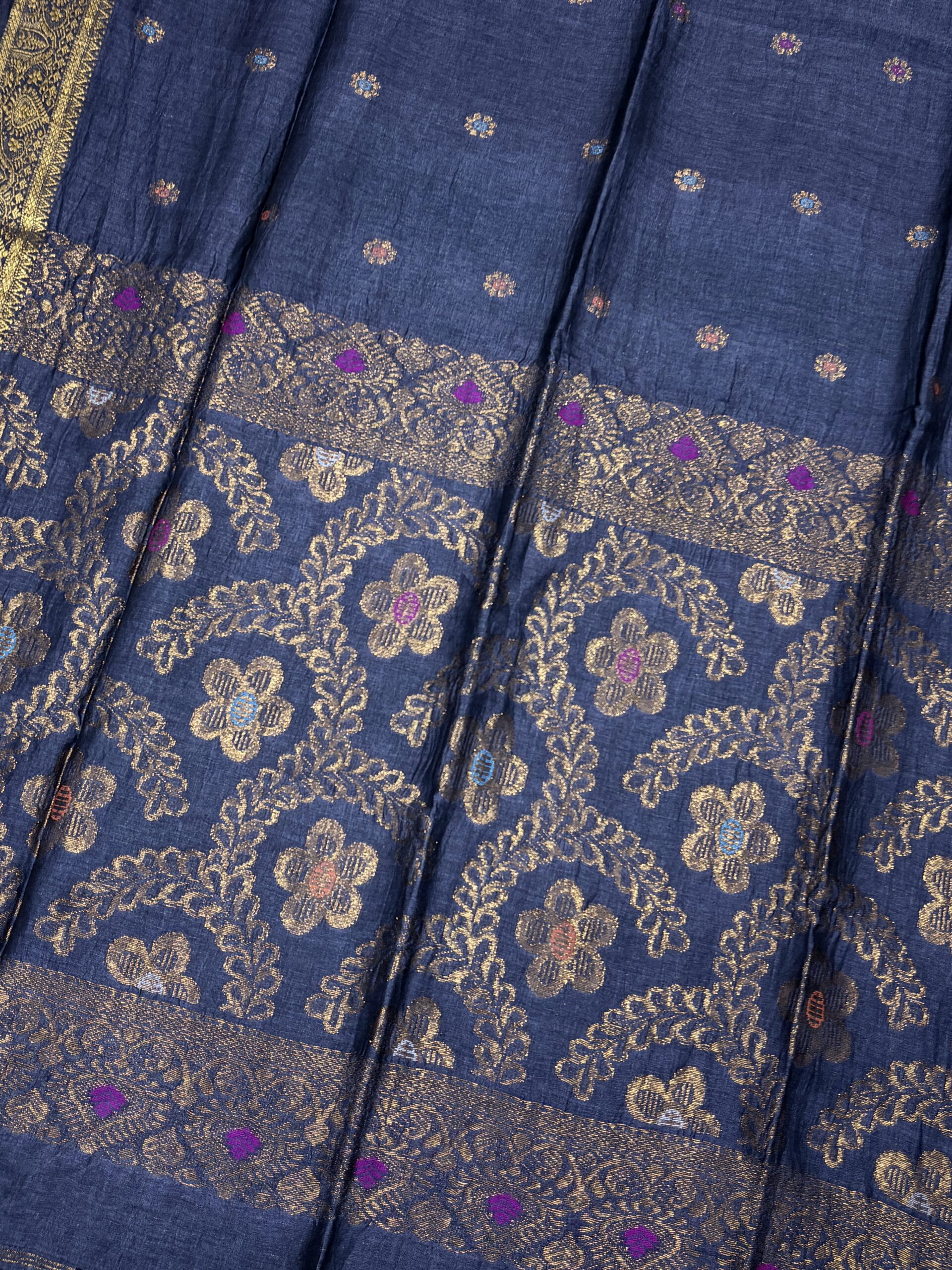 Gray Floral Mina Buta Organic Linen Jamdani Saree - Image 5