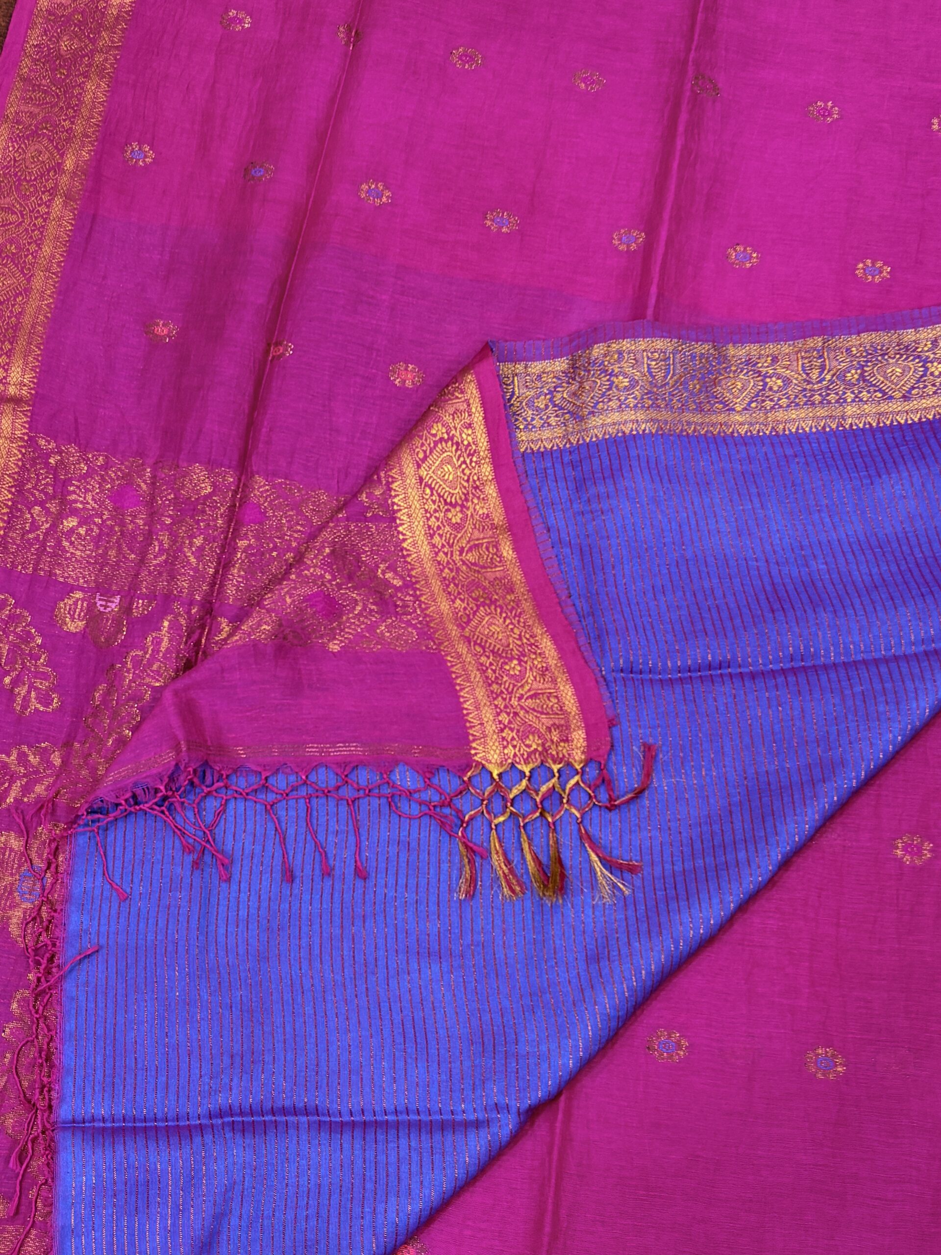 Rani Pink Floral Mina Buta Organic Linen Jamdani Saree - Image 5