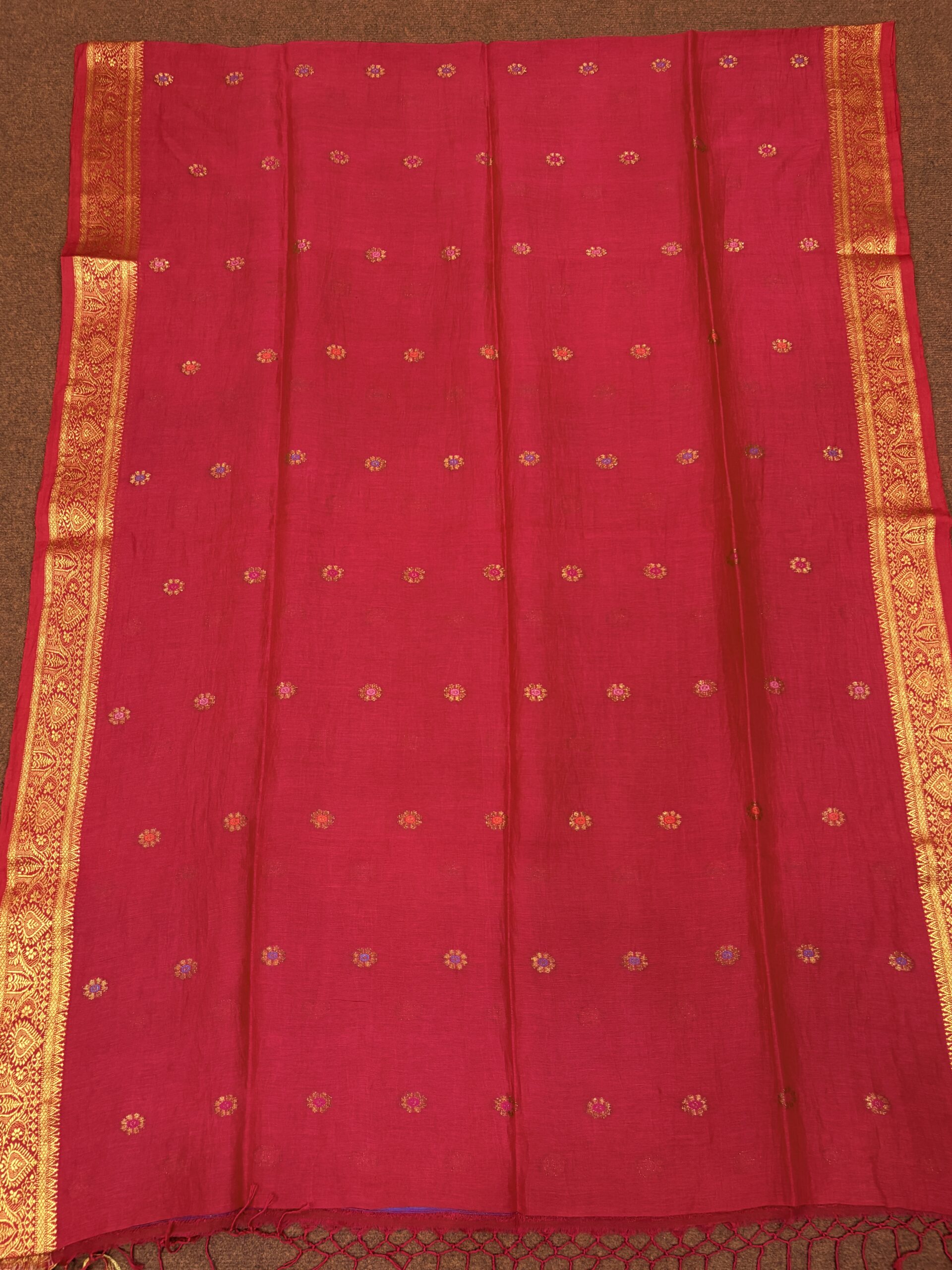 Red Floral Mina Buta Organic Linen Jamdani Saree - Image 9
