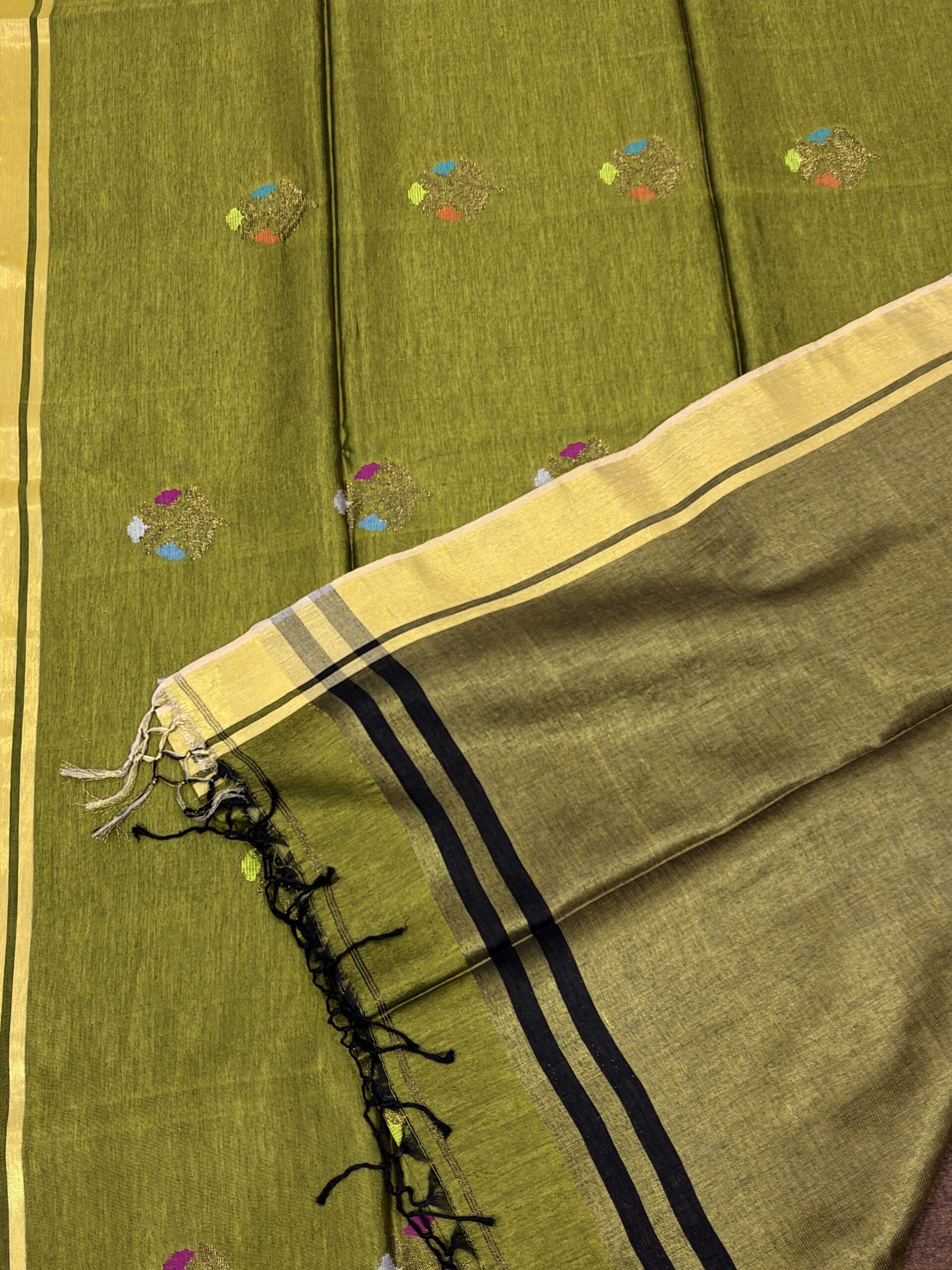 Greenish Yellow Katan Silk Jamdani Saree with Blouse Piece - Image 8