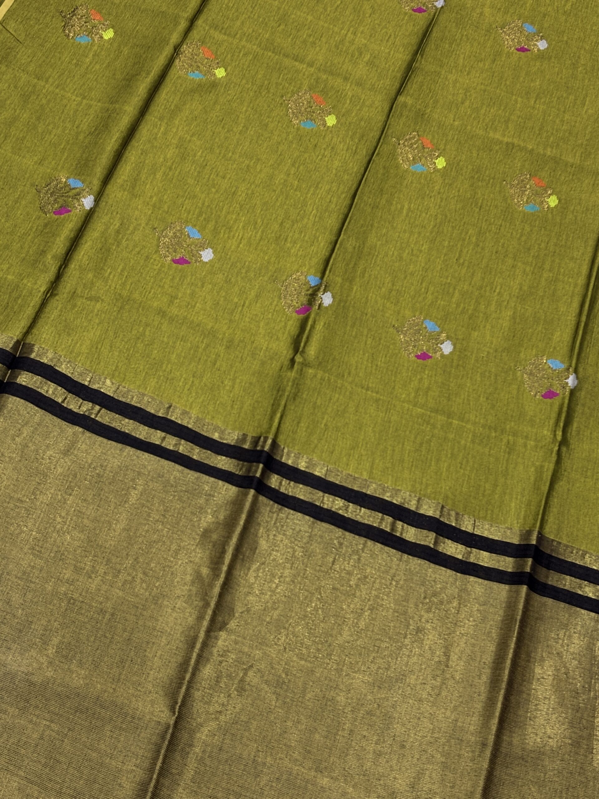 Greenish Yellow Katan Silk Jamdani Saree with Blouse Piece - Image 5