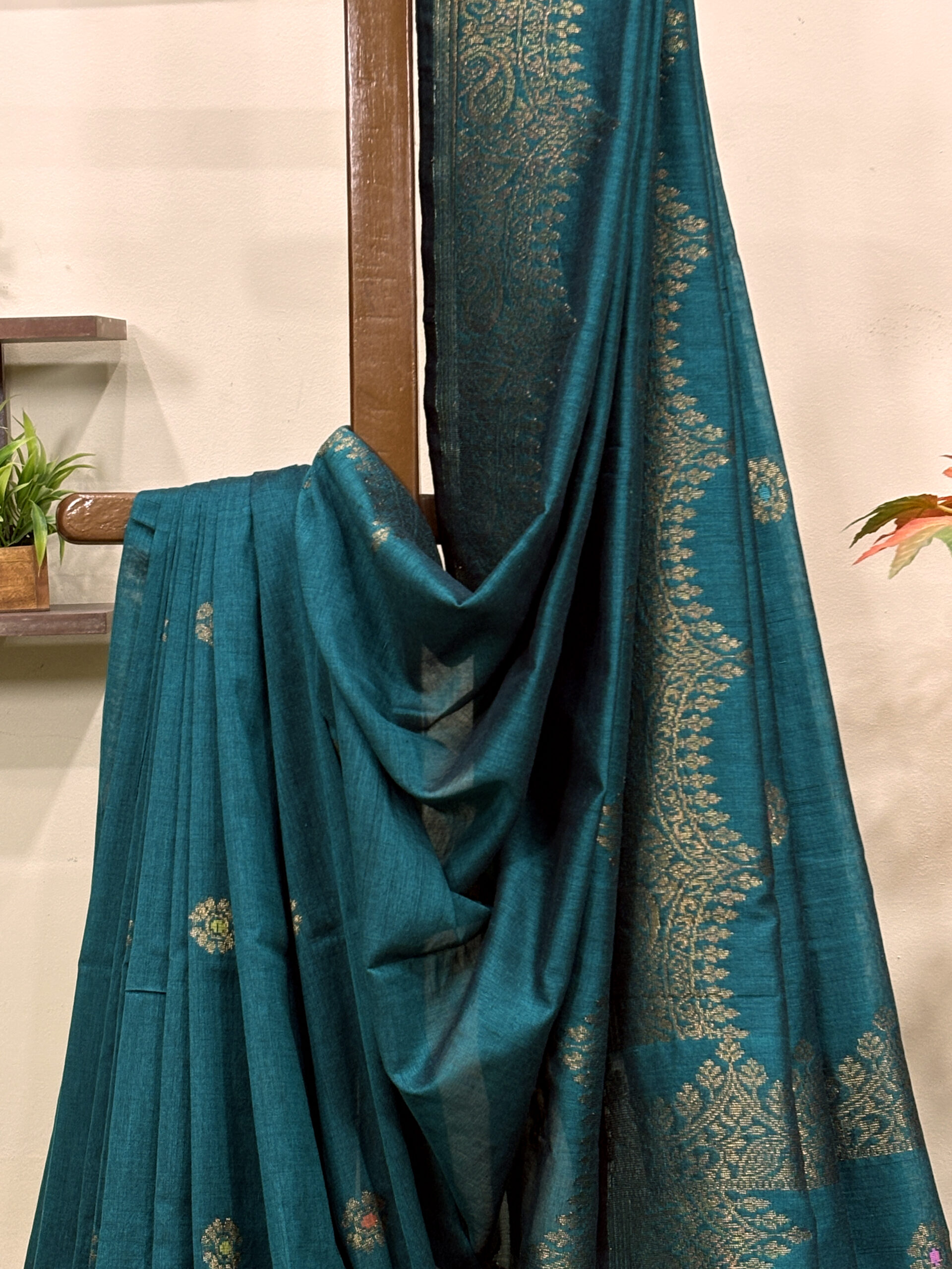 Firozi Green Handloom Organic Cotton Party Wear Jamdani Saree - Image 3