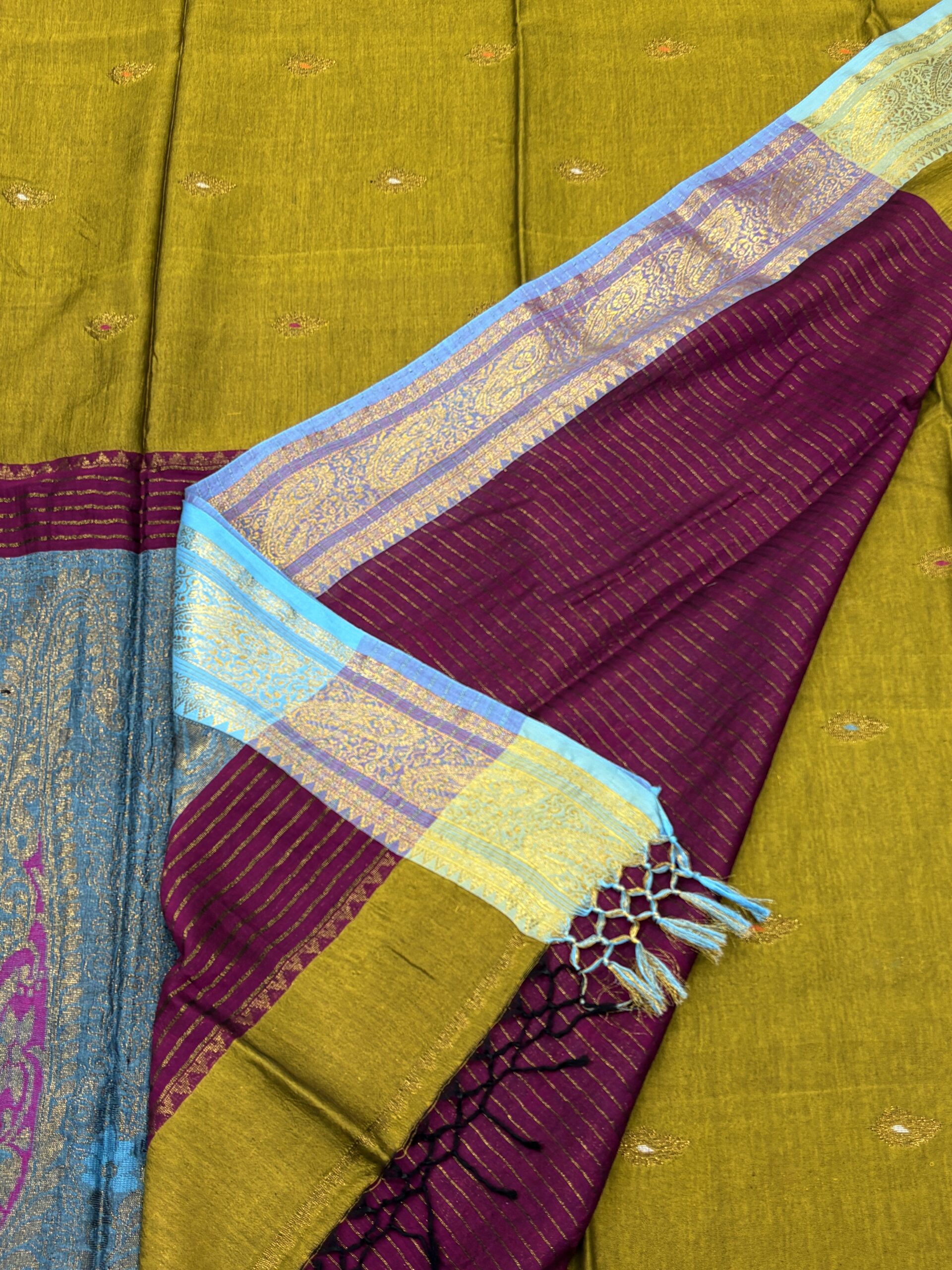 Golden Paisley Katan Silk Jamdani Saree with Blouse Piece - Image 4