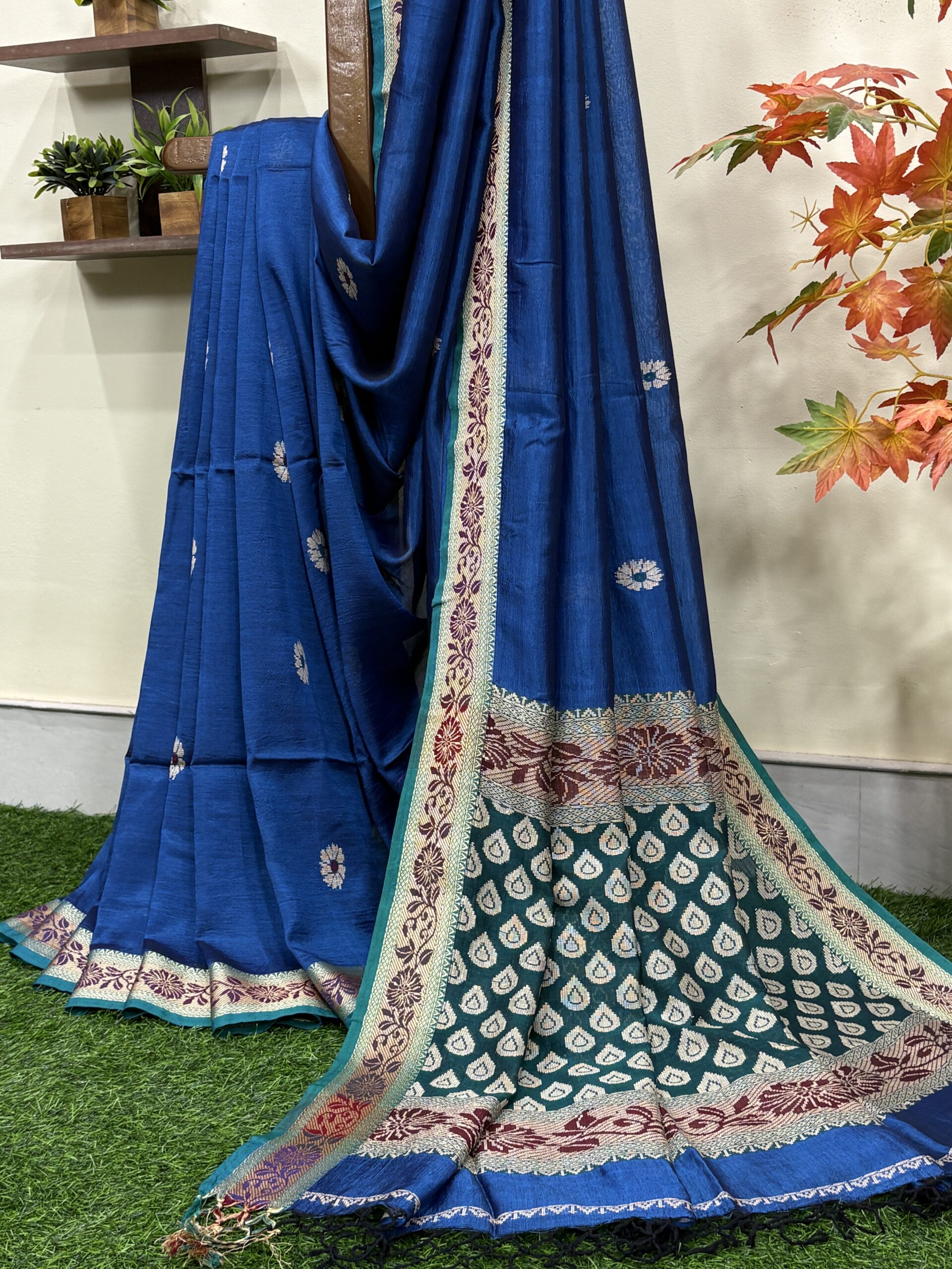 Indigo Blue Katan Silk Baluchari Jamdani Saree with Blouse Piece - Image 2