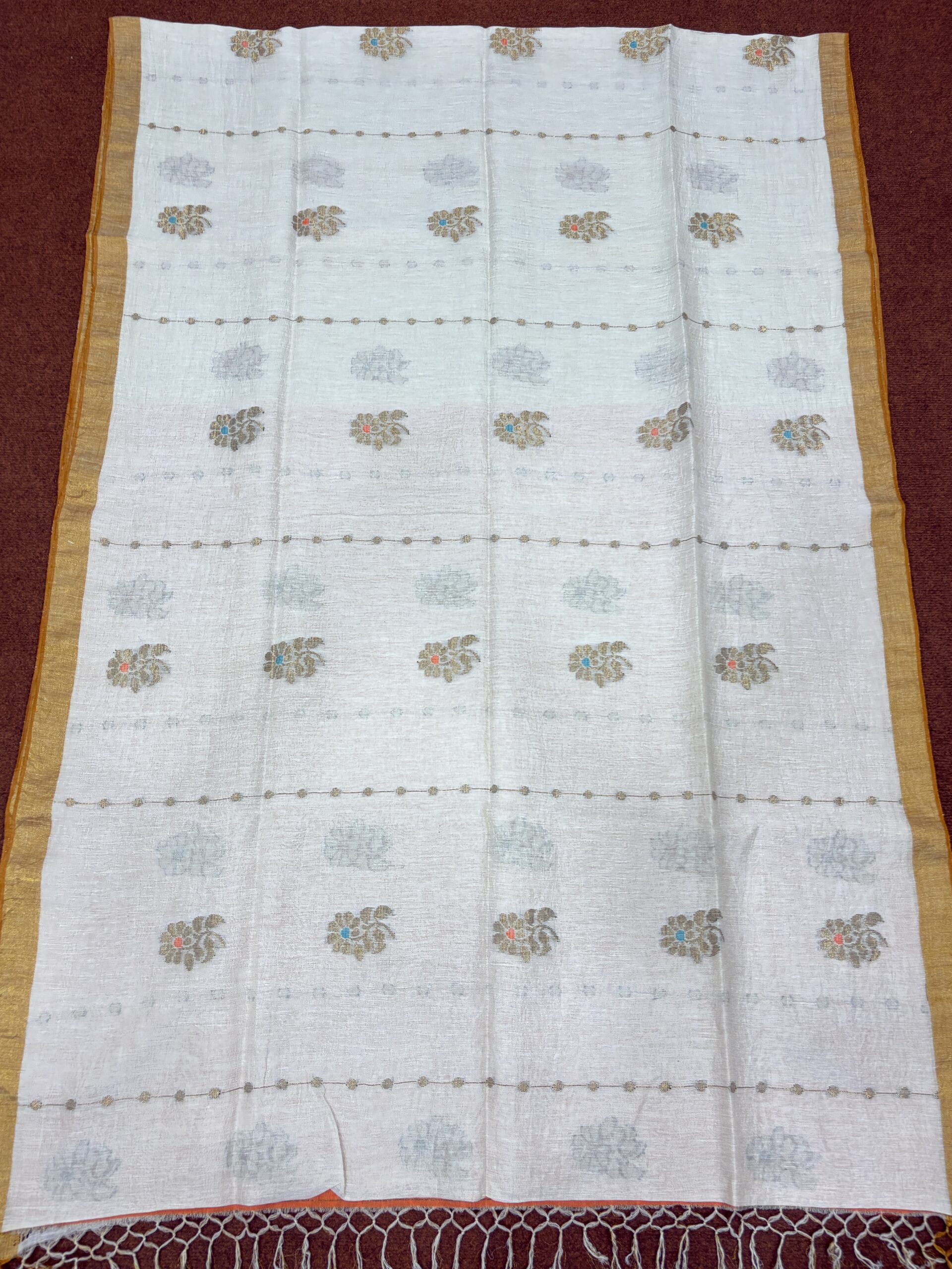 Off-White Floral Mina Buta Tissue Organic Linen Jamdani Saree with Blouse Piece - Image 10