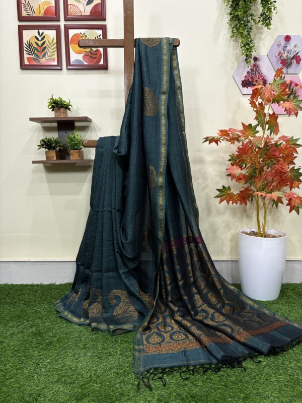 Ramagreen Paisley Buta Organic Linen Jamdani Saree with Designer Blouse Piece