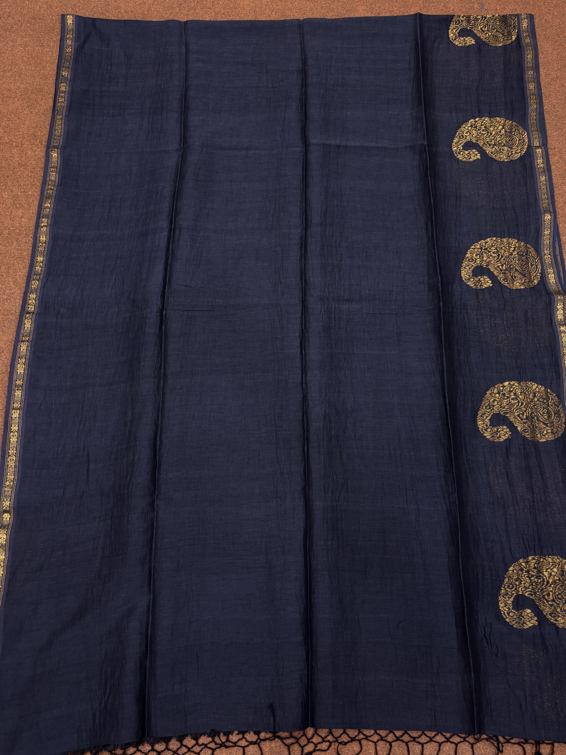 Black Paisley Buta Organic Linen Jamdani Saree with Designer Blouse Piece - Image 10
