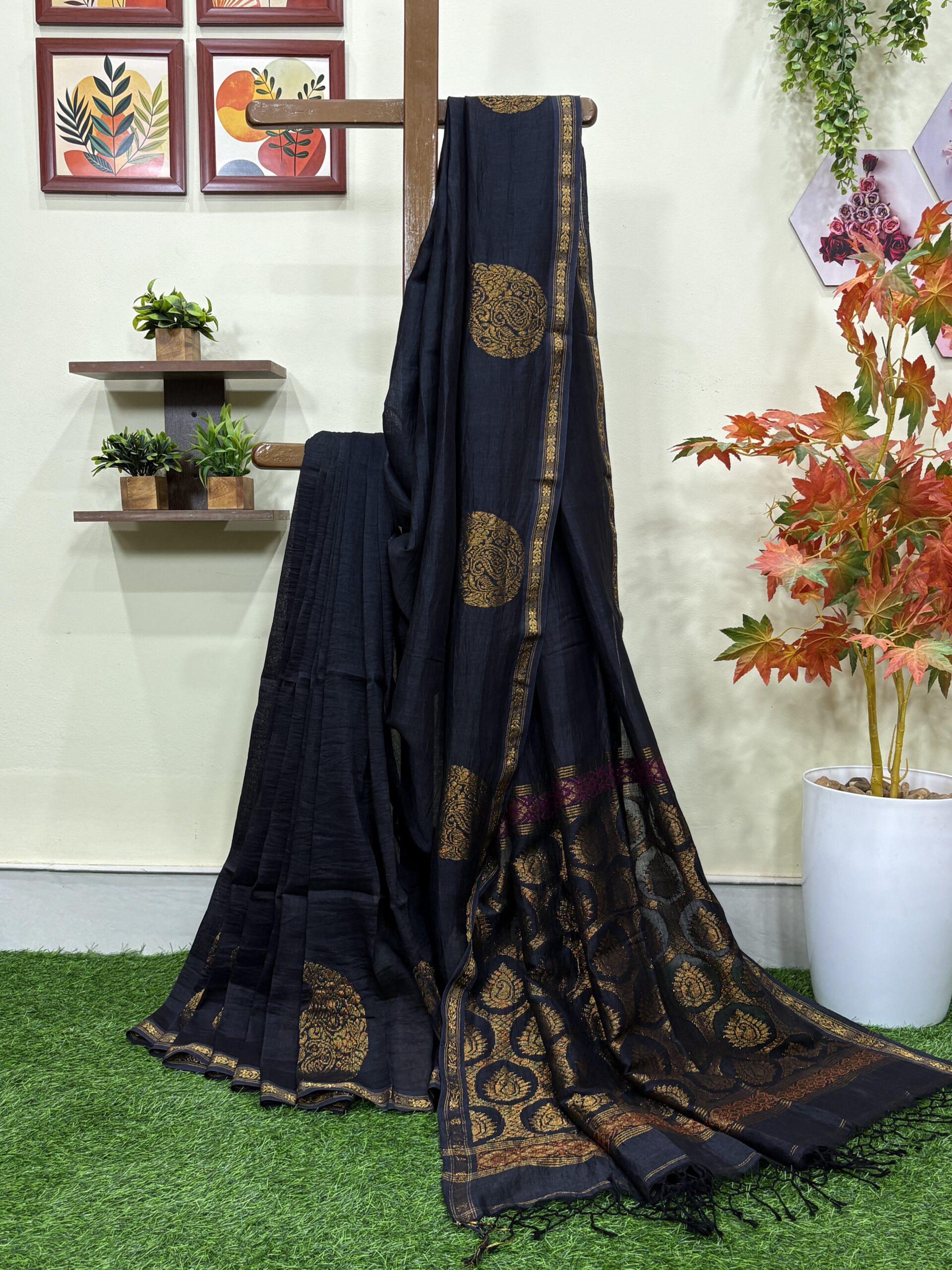 Black Paisley Buta Organic Linen Jamdani Saree with Designer Blouse Piece