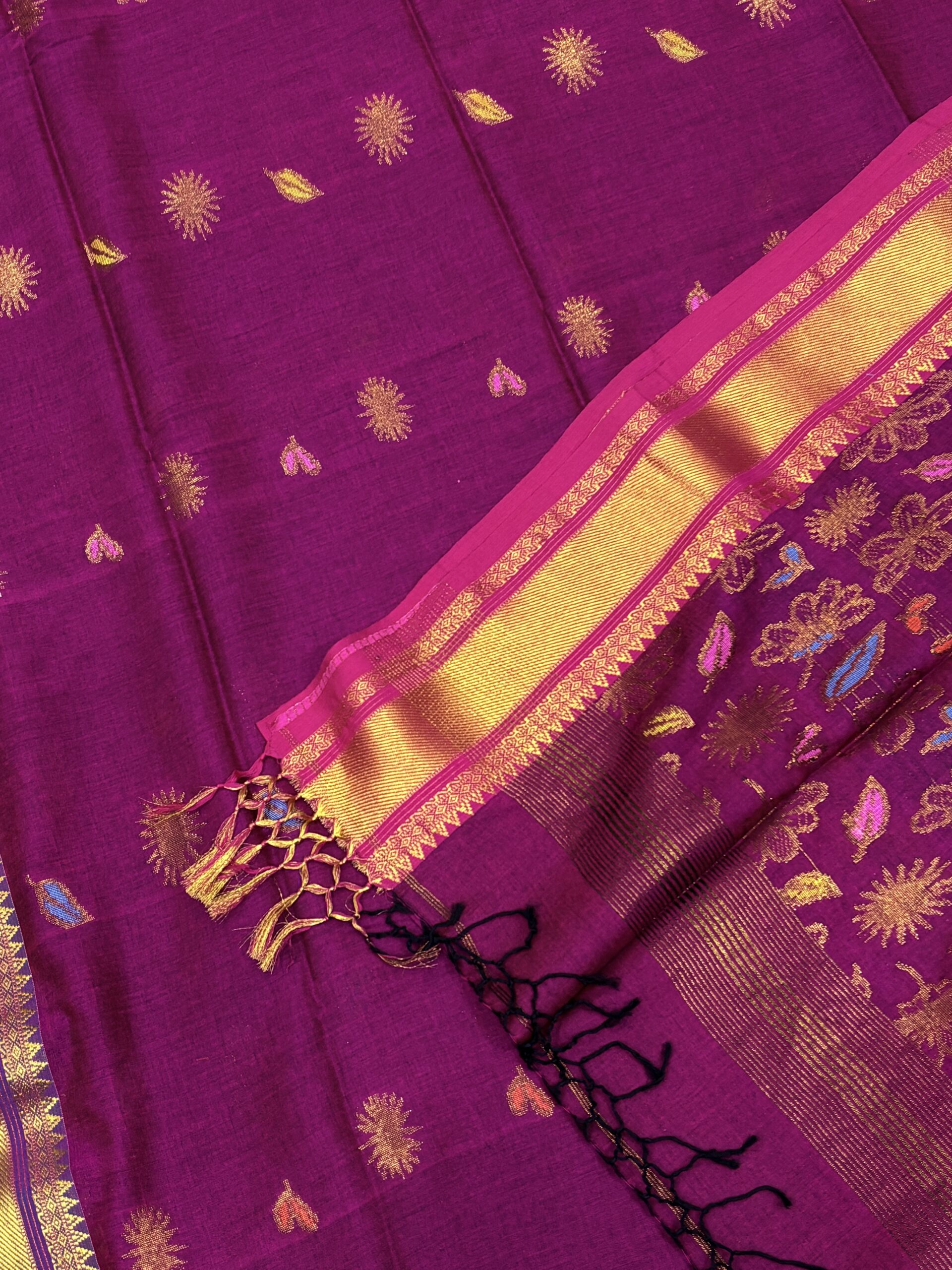 Beetroot Handloom Premium Soft Cotton Silk Party Wear Jamdani Saree with Blouse Piece - Image 8