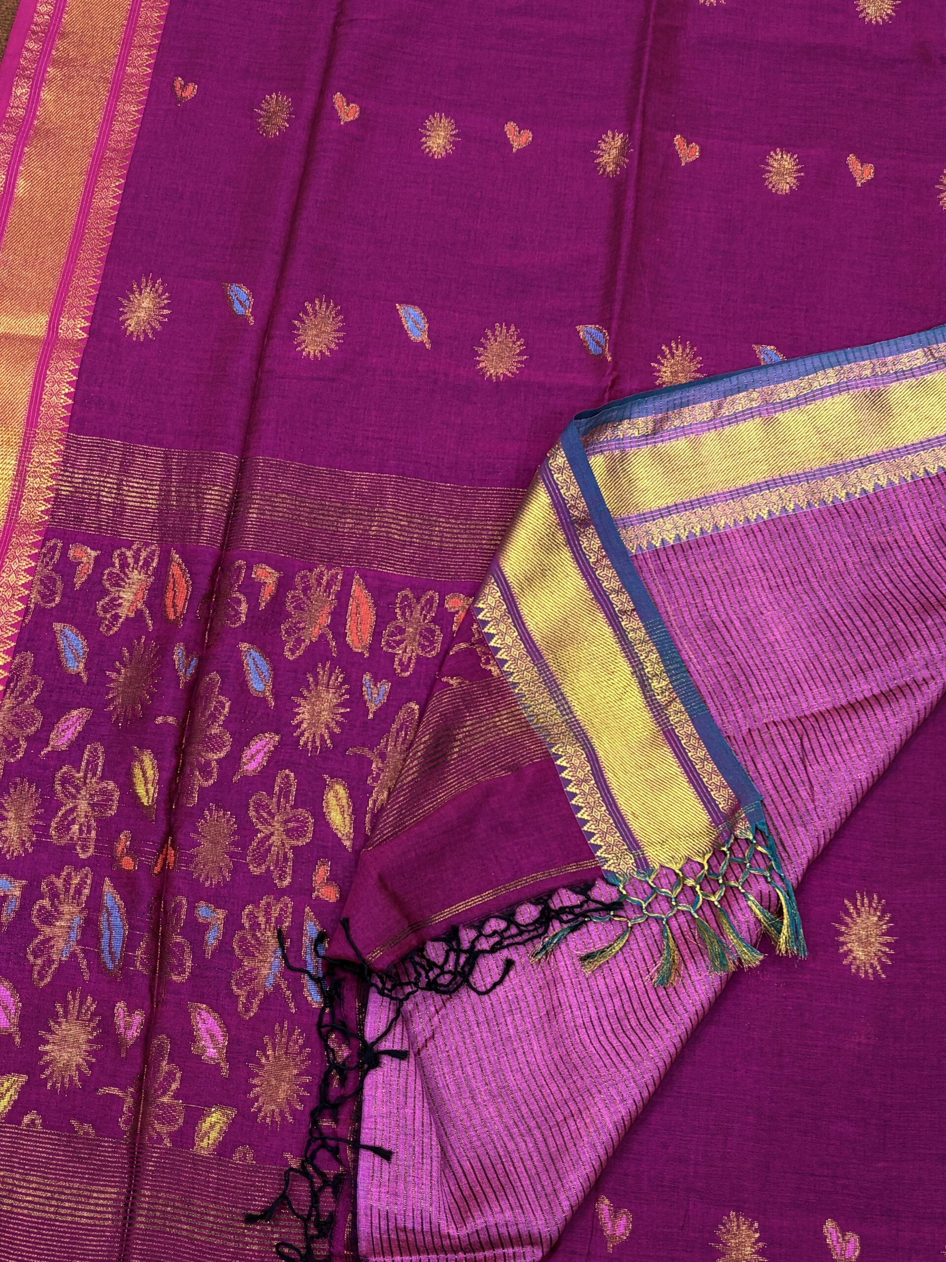 Beetroot Handloom Premium Soft Cotton Silk Party Wear Jamdani Saree with Blouse Piece - Image 2