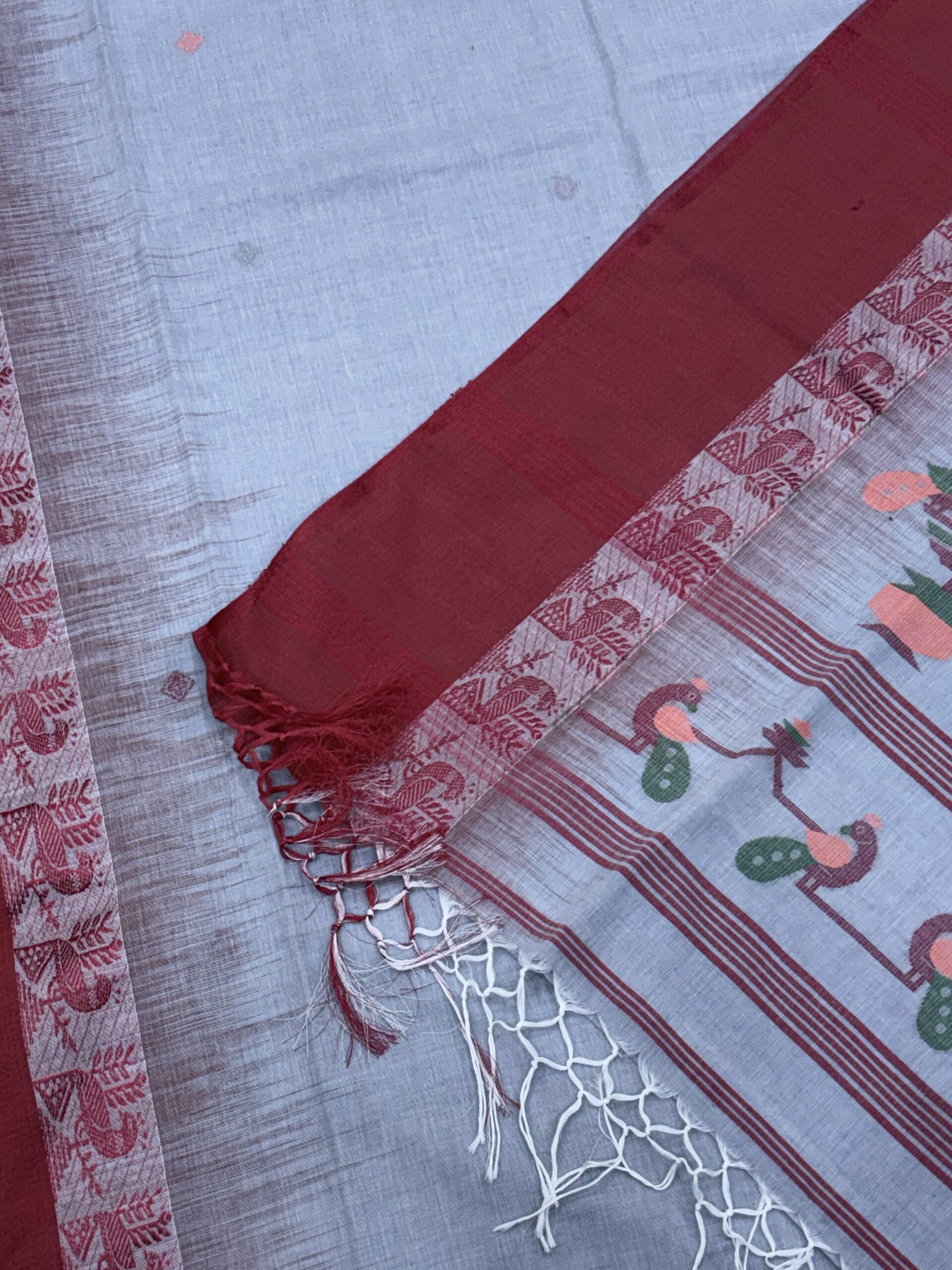 Light Gray Handloom Cotton Khadi Ikkat Jamdani Saree - Image 8