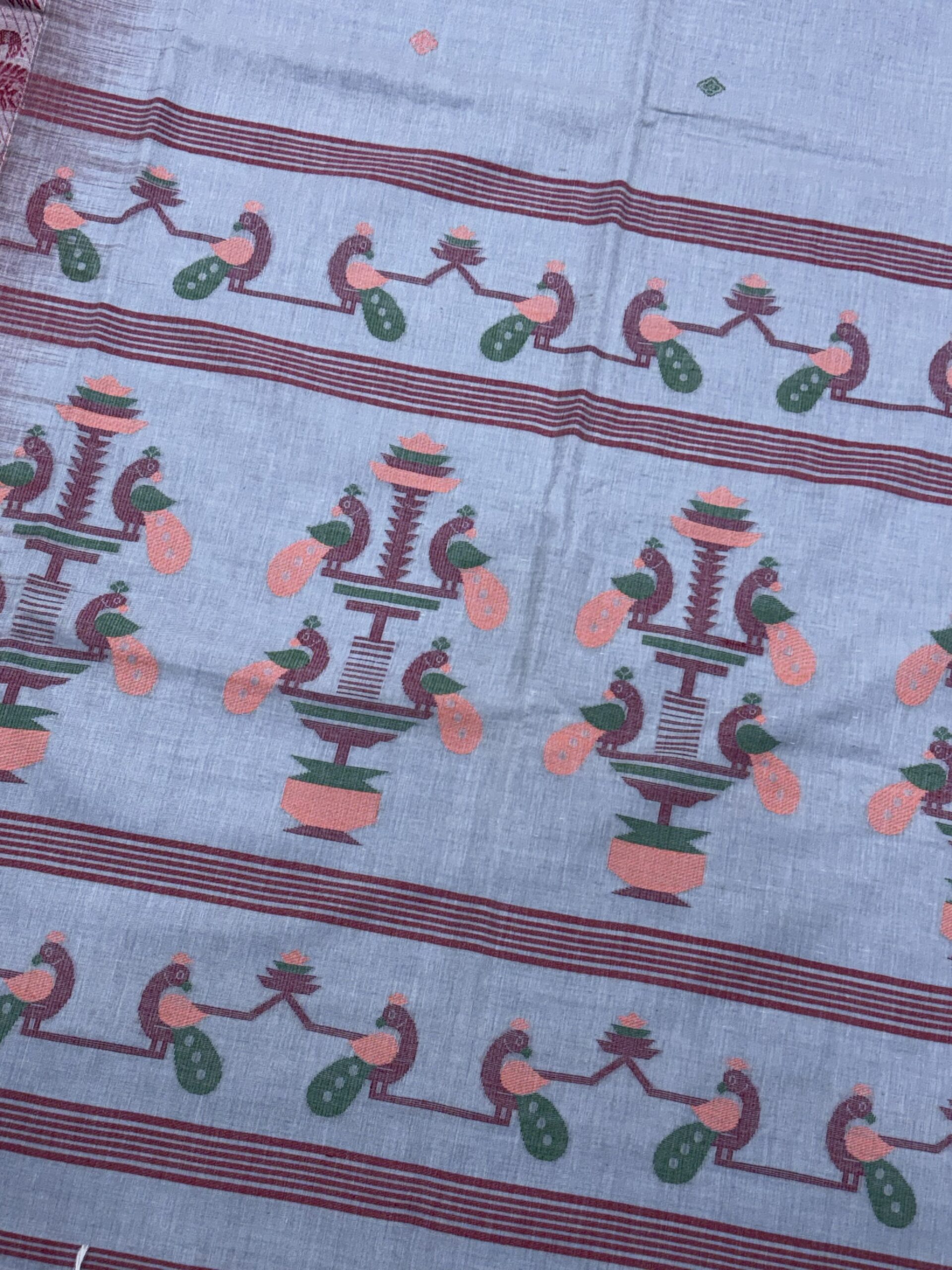 Light Gray Handloom Cotton Khadi Ikkat Jamdani Saree - Image 5