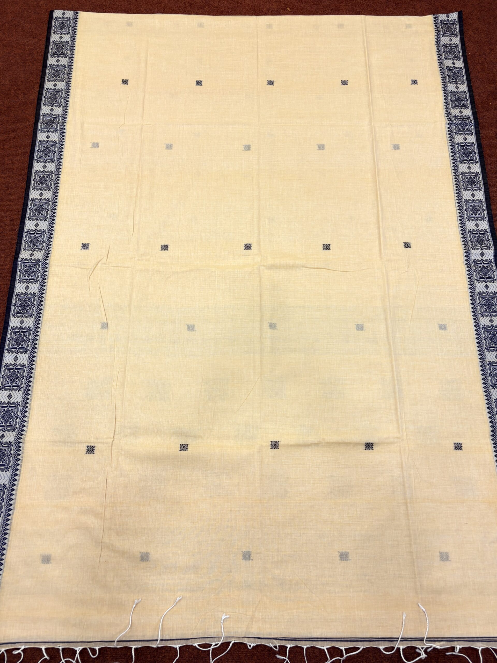 Beige Handloom Cotton Khadi Jamdani Saree - Image 9