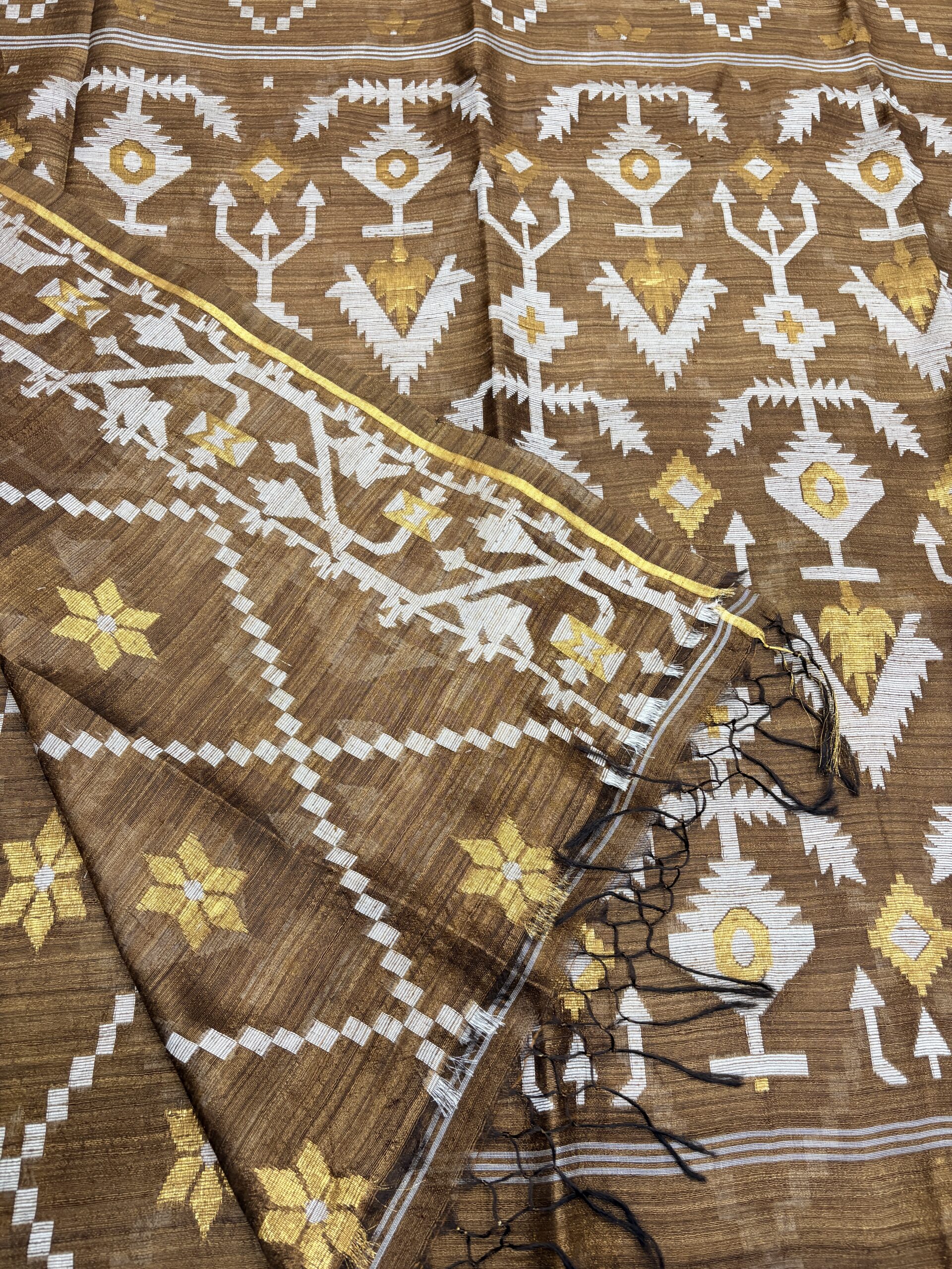Brown Pure Resham Matka Handloom Allover Jamdani Saree - Image 2