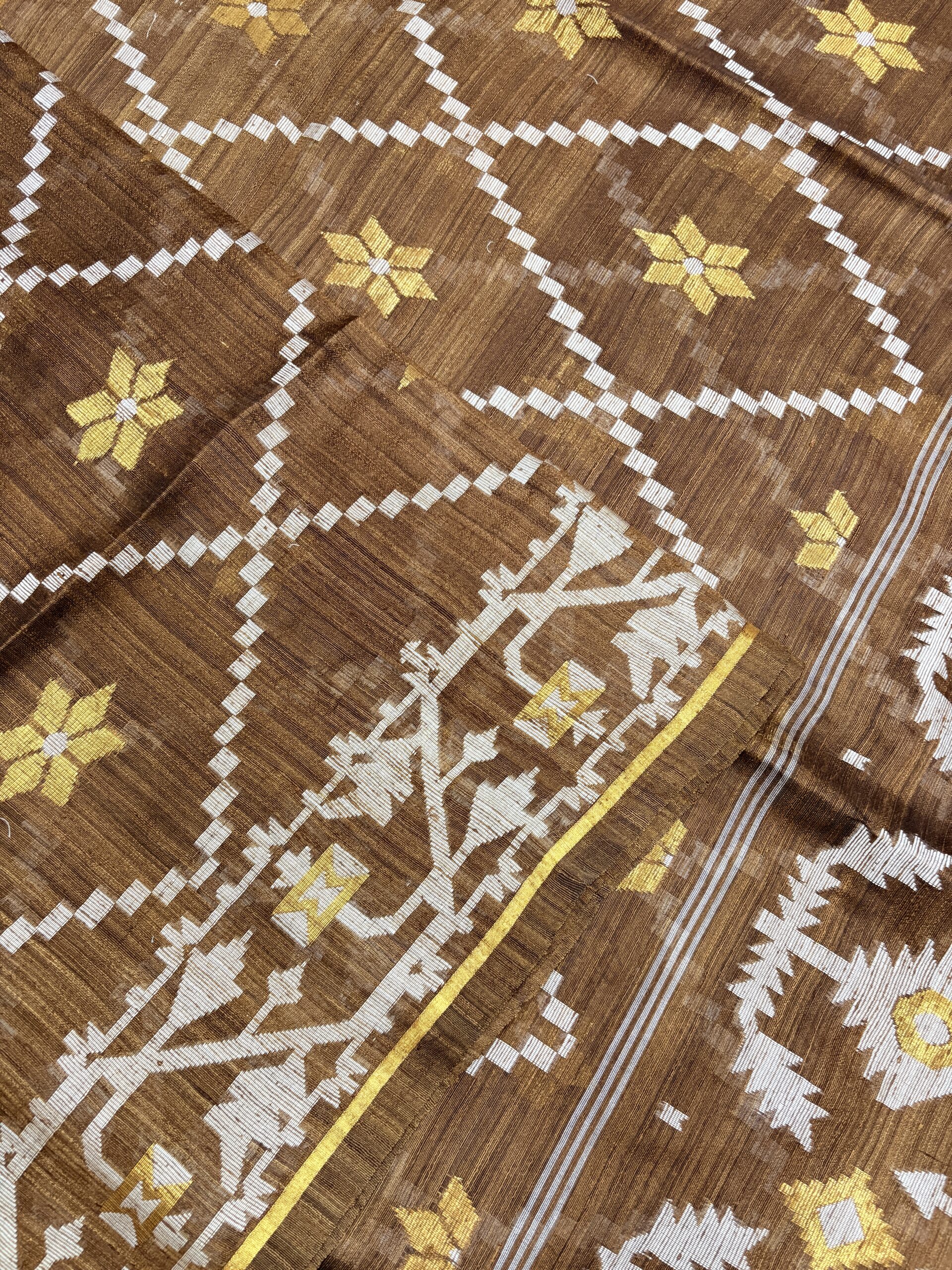 Brown Pure Resham Matka Handloom Allover Jamdani Saree - Image 3