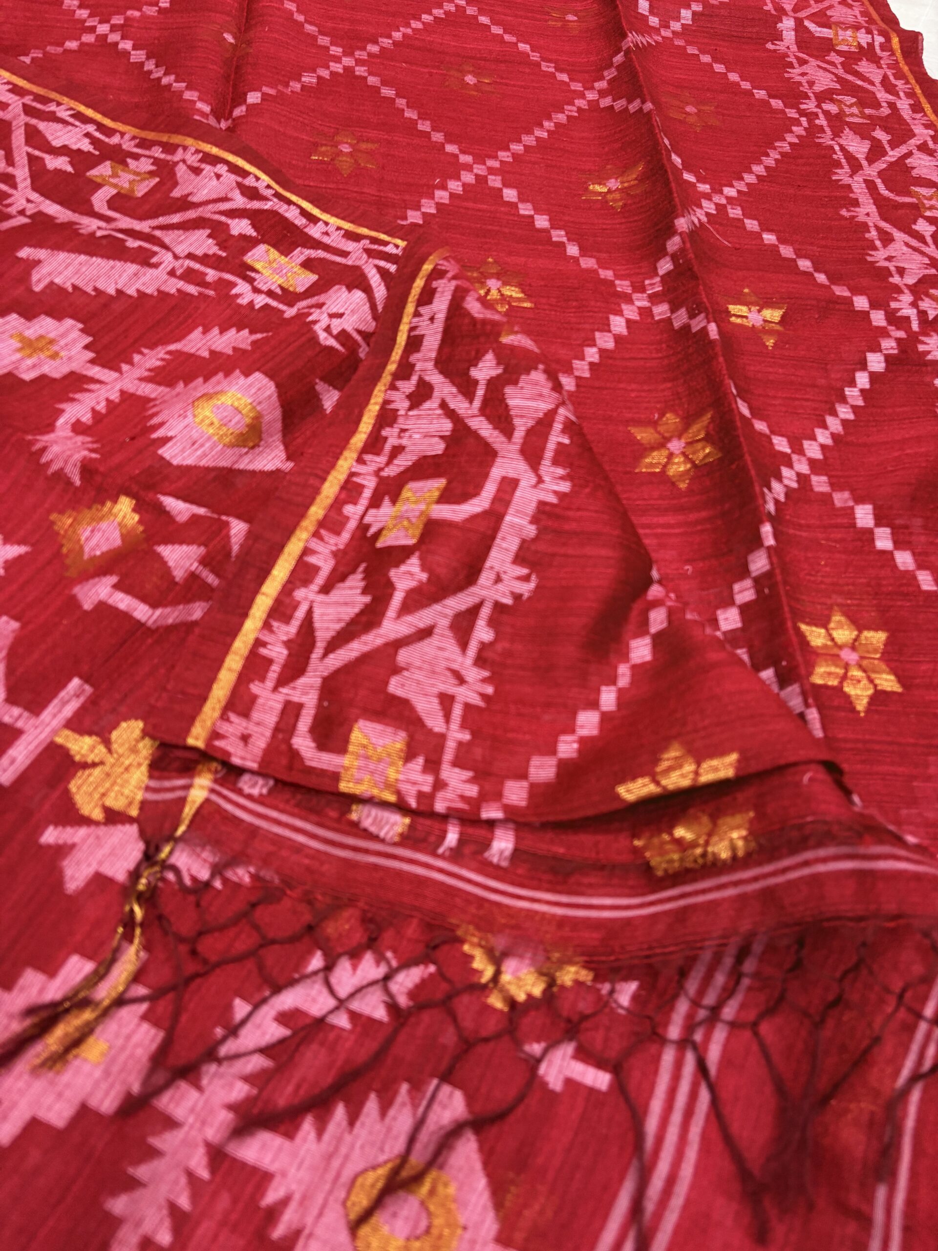 Red Pure Resham Matka Handloom Allover Jamdani Saree - Image 4